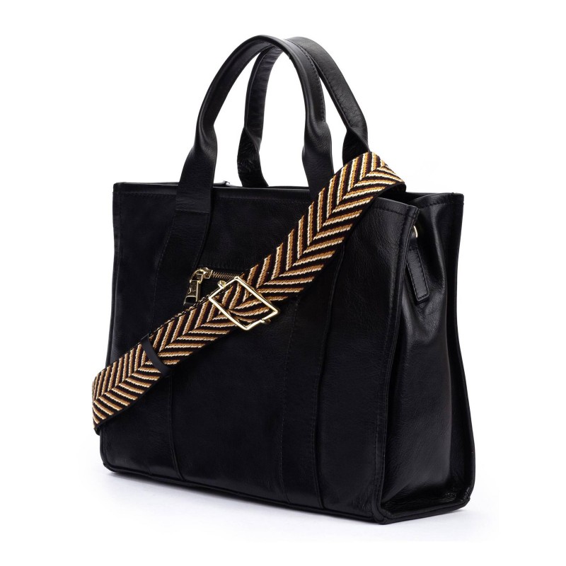 Alcudia Women s Tote Bag in Leather Stylish Everyday Handbag
